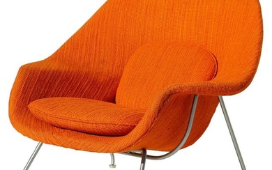 Eero Saarinen Womb Chair with Original Upholstery and