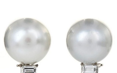 Estate 15mm South Sea Pearl 0.95cts Diamond White Gold Classic Clip On Earrings