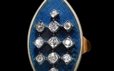 FINE ANTIQUE DIAMOND AND ENAMEL RING. set with bright lively...