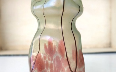 Fritz Heckert - Vase - art nouveau vase Iridescent glass (stained glass)