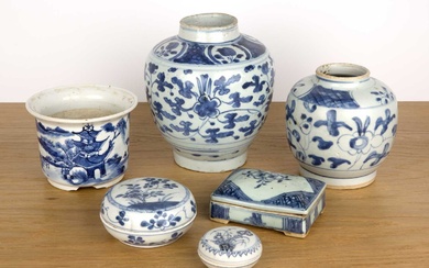 Group of blue and white porcelain Chinese, Ming and later...