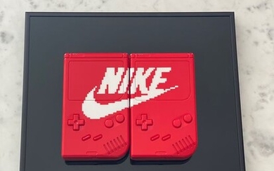 Harissart - ICONIC - GAMEBOY - Nike - rouge et blanc - Nintendo