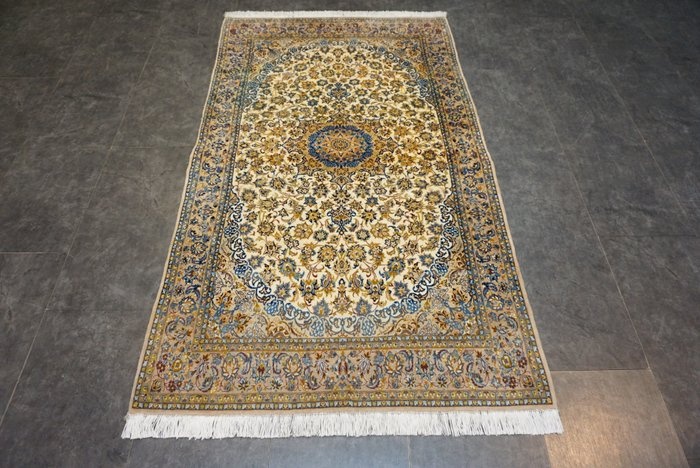 Isfahan iran - Carpet - 180 cm - 115 cm