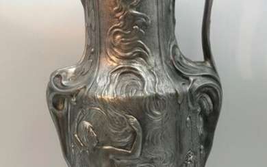 J. GARNIER - Large Vase / Amphora