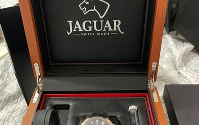 Jaguar - J689 - Men - 2011-present