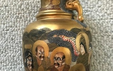 Japanese Satsuma Vase, Many Faces