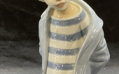 LLADRO Porcelain Little Traveler Clown Figural
