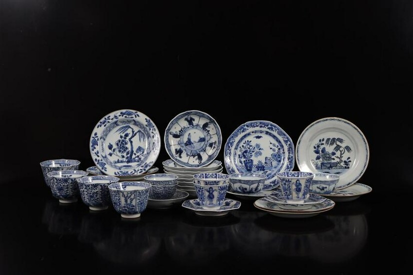 Large lot, mainly 19th century Chinese porcelain with