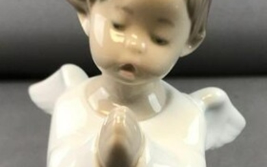 Lladro figurine Angel Praying