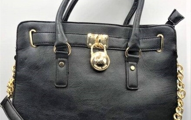 MICHAEL KORS Black Handbag - Clean