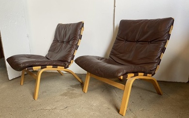 Mid-Century Modern Farstrup lounges chairs (Pair)