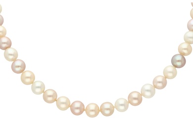 No Reserve - Cultivated pearl necklace with 18K white gold clasp.