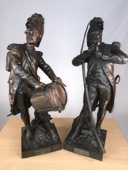 PAIR OF BRONZE FIGURES OF RIFLEMAN AND A DRUMMER AFTER E H D...