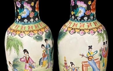 Pair of Chinese Hand Painted Porcelain Vase with Geisha
