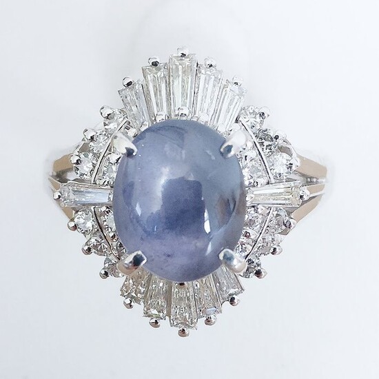 Platinum - Ring - 3.29 ct Star Sapphire - Diamond
