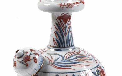 SAMSON Kendi en porcelaine à décor bleu, rouge et or Imari dans le style du...