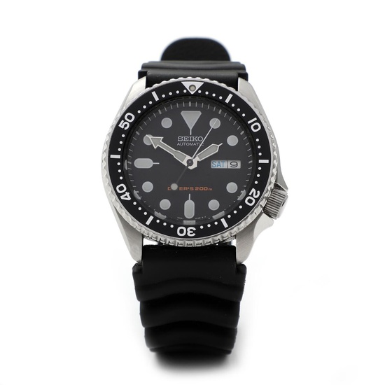 Seiko Wristwatch of steel. Model Diver's 200m, ref. 7s26–0020. Mechanical movement with...