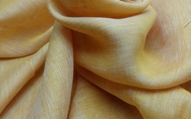 Sumptuous pure linen gauze -100%- in double width in mandarin yellow color - Textile - 600 cm - 280 cm