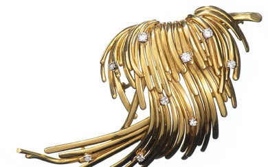TANNLER Zürich - Broche en or jaune en forme de plume ornée de 9 diamants