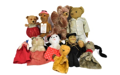 TEDDY BEARS - COLLECTION OF ASSORTED BEARS / PUPPETS