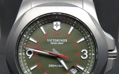 Victorinox Swiss Army - Diver 200M Titanio - V241779 - Men - 2011-present