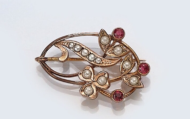 14 kt gold Art Nouveau brooch with pearls...