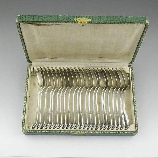 1893 French sterling silver dessert spoon, 23 sticks