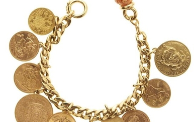 18kt yellow gold and charm bracelet