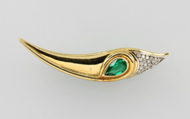 18 kt gold brooch with emerald and...