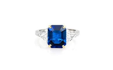 2.58 Carat Ceylon Sapphire Ring