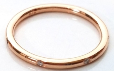 14K Gold ring set with 5 diamonds,...