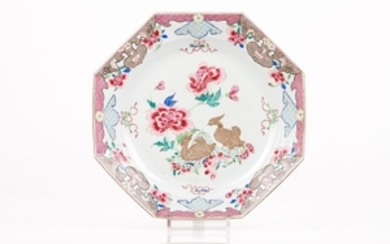 An octogonal charger Chinese export porcelain Pol…