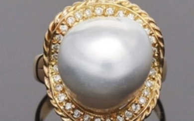 14K Yellow Gold South Sea Pearl & Diamond Ring.