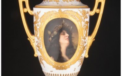 61046: A Royal Vienna Partial-Gilt Porcelain Covered Ur