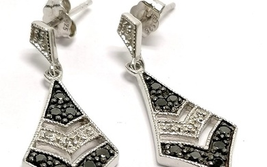 9ct marked white gold Art Deco style drop earrings set with ...