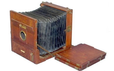 A 12 x 10 Marion & Co Tailboard Camera & 2 DDS.