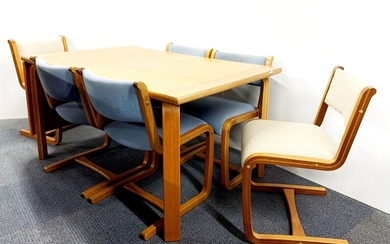 A 1970s Danish Club 8 extendable dining table, together with six cantilever dining chairs. 144cm extending to 196cm.