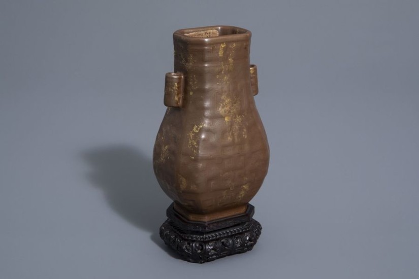 A Chinese porcelain faux gilt splashed bronze vase,...
