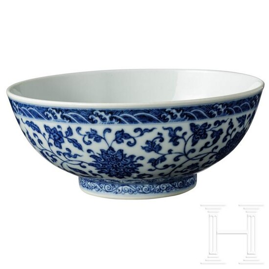 A blue and white Ming-style bowl with Yongzheng mark