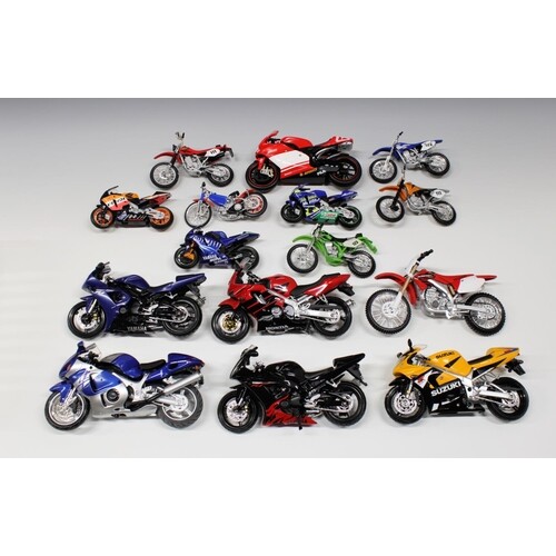A collection of Maisto and other assorted motorbike models, ...