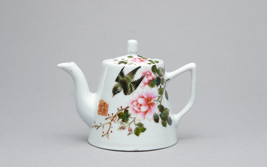 A famille-rose enamelled 'Chinese rose' teapot