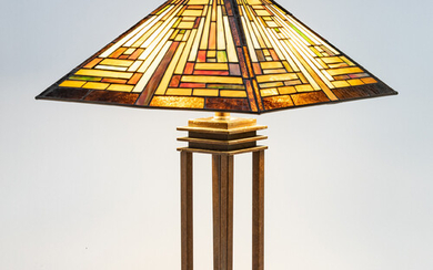 ARTS & CRAFTS STYLE SLAG GLASS & BRONZE LAMP, 20TH C, H 26", W 17"
