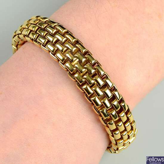 An 18ct gold bracelet, by Fope.