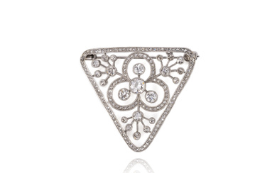 An Edwardian diamond-set brooch