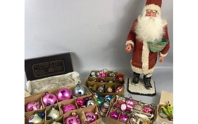 Antique and vintage Christmas decorations, a collection of l...