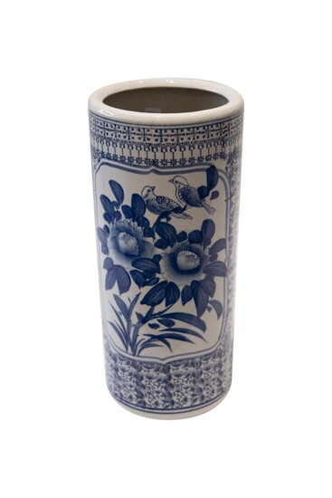 Blue and white vase | Blau-weisse Vase