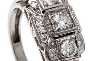 Brilliant ring WG 585/000 with 3 diamonds, 0.40 ct W / SI and diamonds, 0.10 ct W / SI, RG 55, 5.5 g