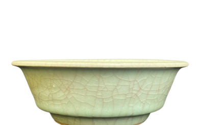 青瓷碗 CELADON CRACKLED GLAZED BOWL