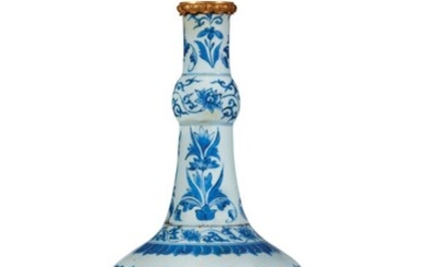 CHINE - Epoque KANGXI (1662 - 1722) Vase... - Lot 46 - Aponem
