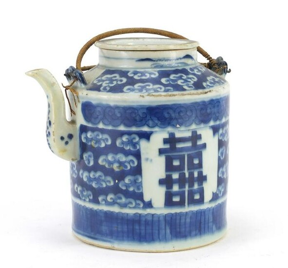 Chinese blue and white porcelain teapot, hand painted